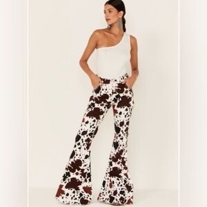 Ranch Dress’n by Fallon Taylor Cow Print Flare Bootcut Bellbottom Jeans Size 10